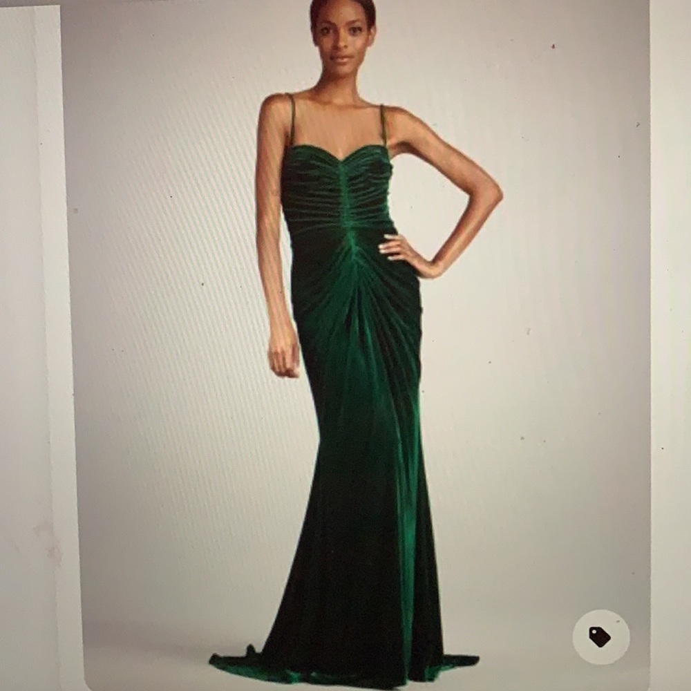 TADASHI SHOJI RUCHED GREEN VELVET SWEETHEART GOWN